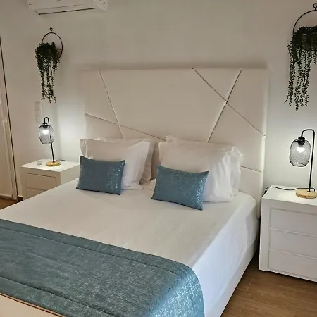 Seabreeze- Sea View-near 4*