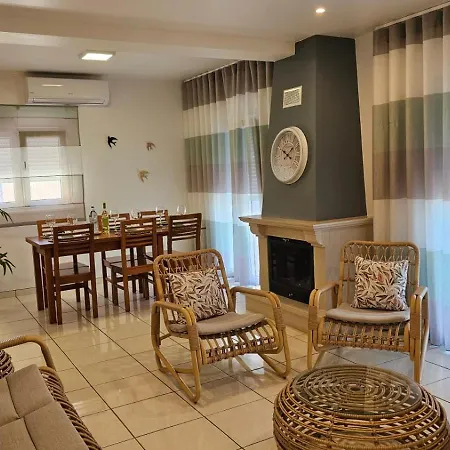 Guest house Seabreeze- Sea View-near Ericeira