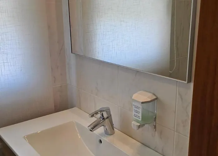 Seabreeze- Sea View-near Casa de hóspedes