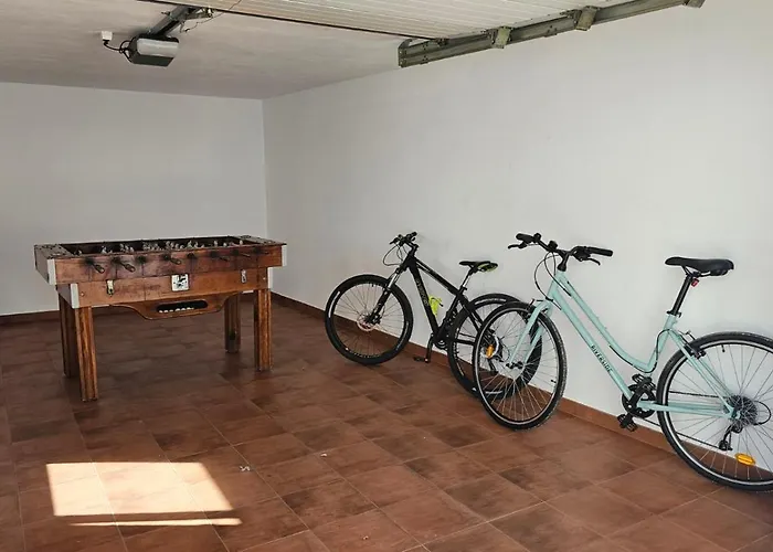 Seabreeze- Sea View-near 4*