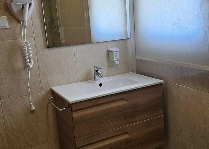 Seabreeze- Sea View-near Casa de hóspedes 4*