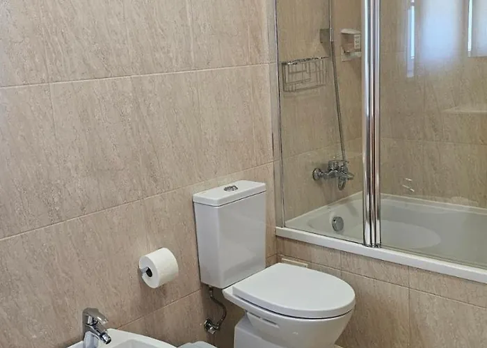 Seabreeze- Sea View-near 4*